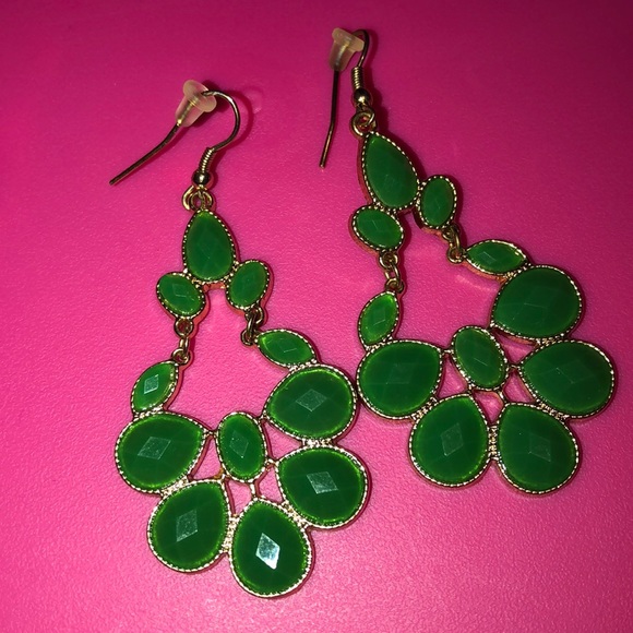 2 EARRING BUNDLE - Picture 5 of 7